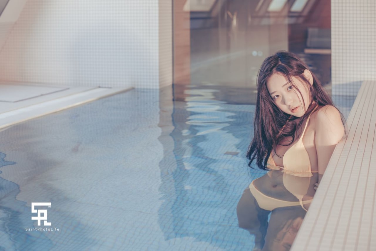 Zenny - at Snow Hotel[56P4V](2)