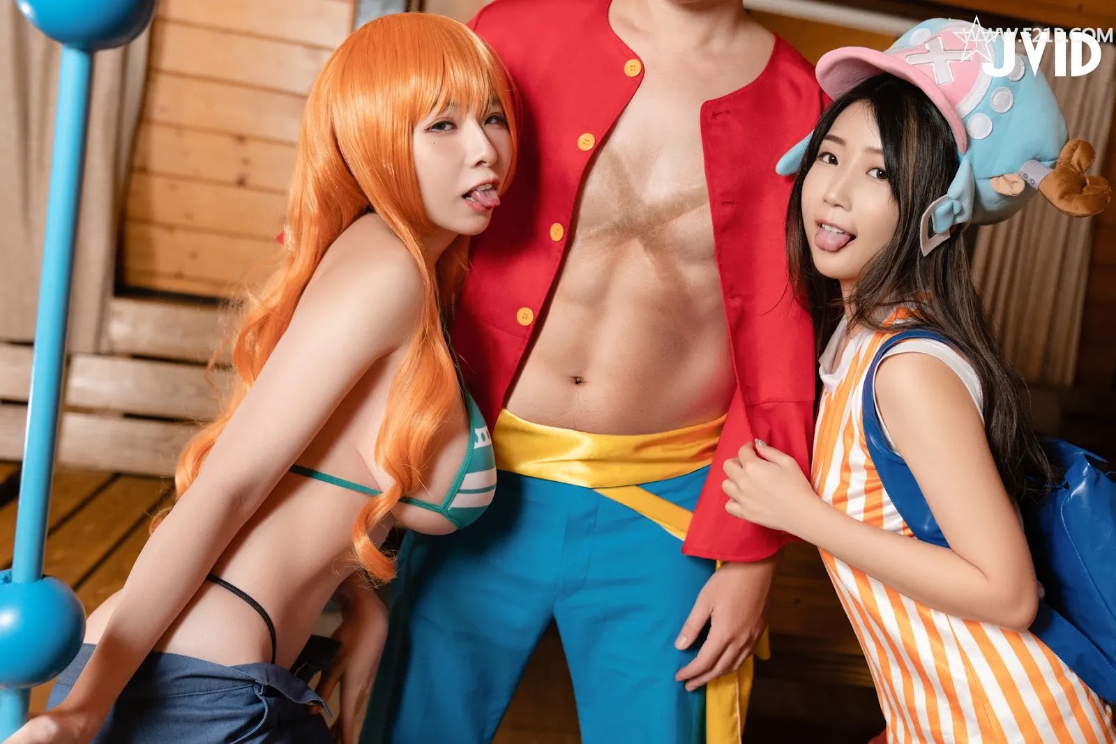 JVID精品 动漫同人大作▌淫贼王▌萌女乔巴白虎翘乳 G奶波霸娜美榨汁路飞 淫欲四海征服新世界 Vol.01(4)
