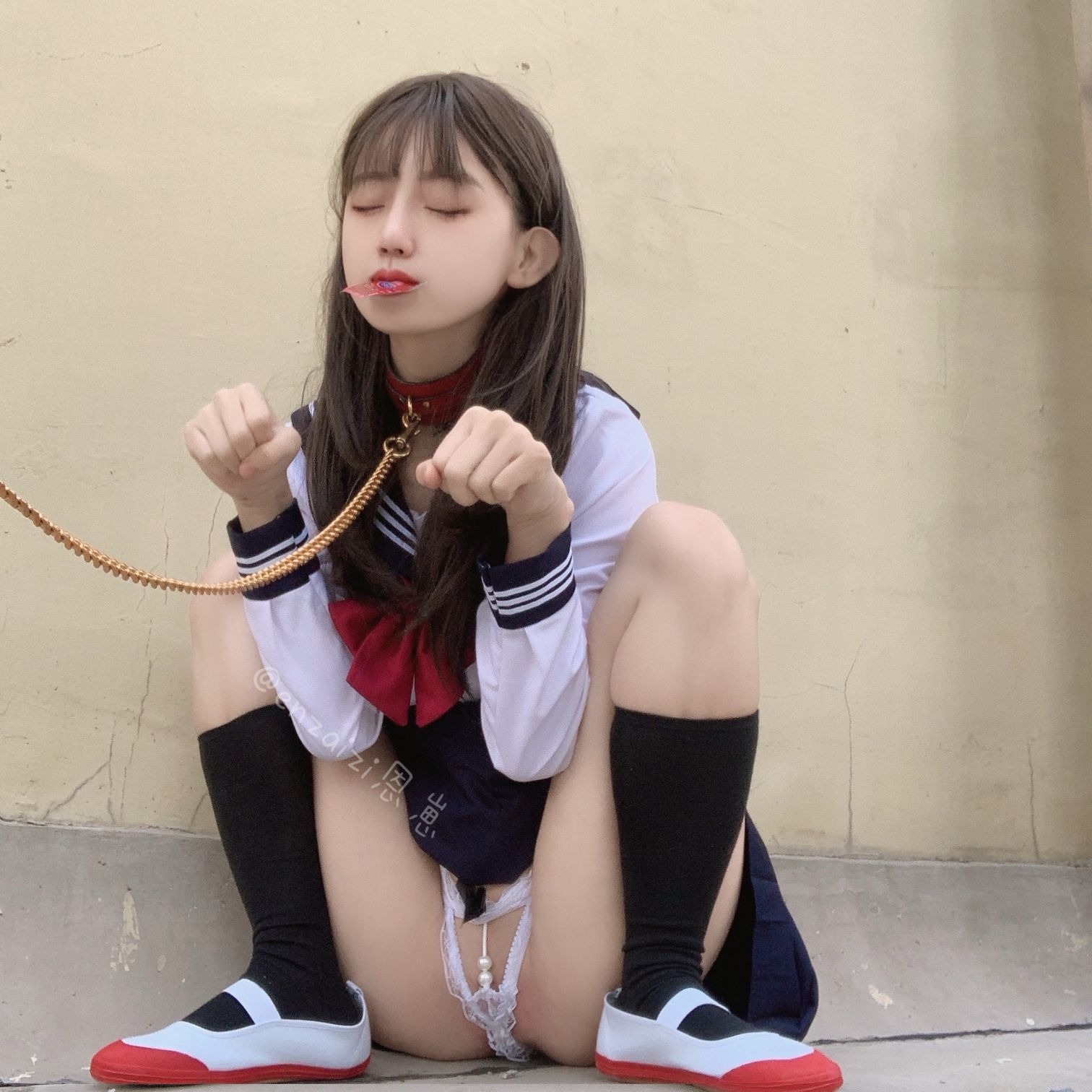 恩崽-天台水手服(1)