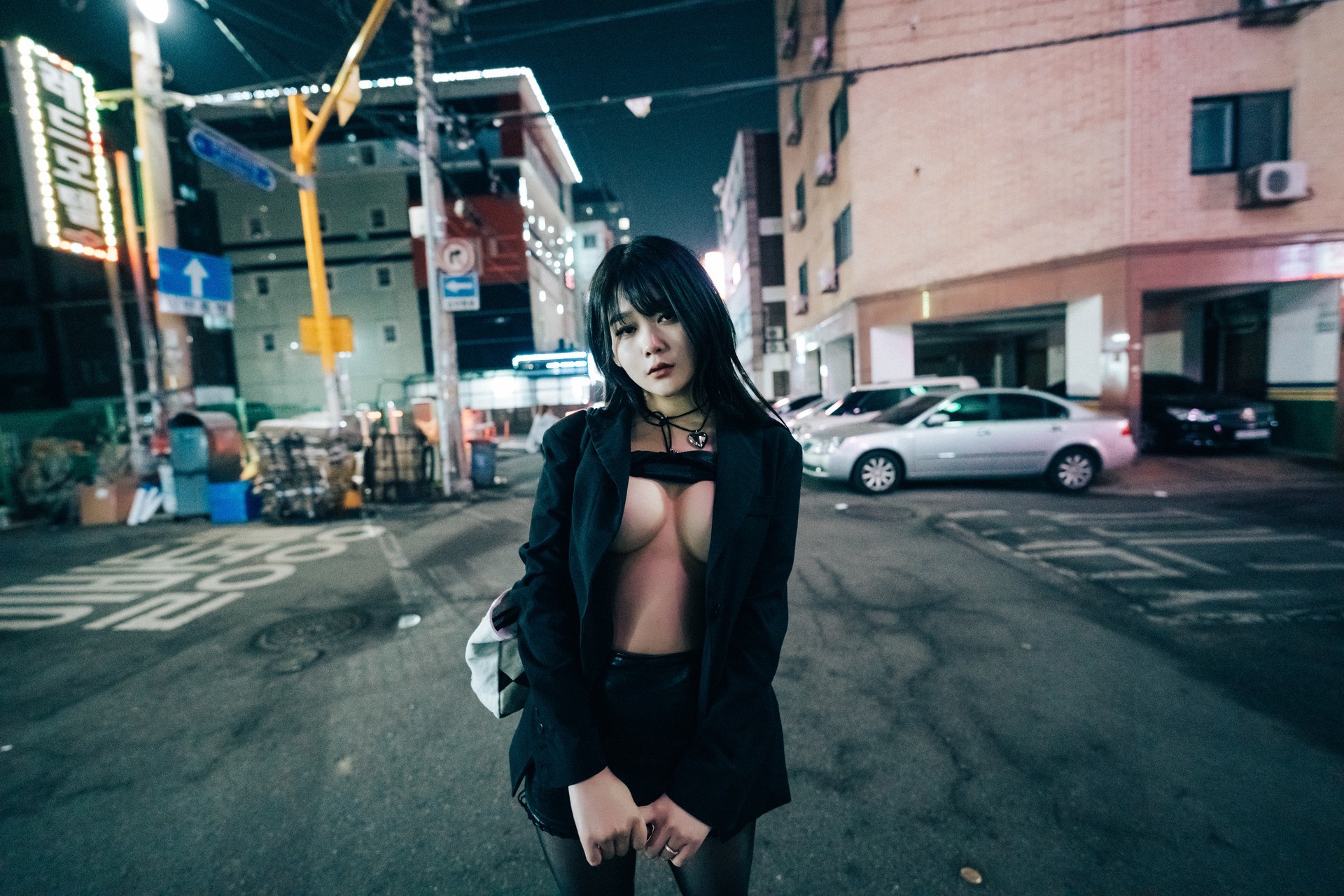ZIA.Kwon 권지아, [Loozy] XXX At Night Road Set.01(5)