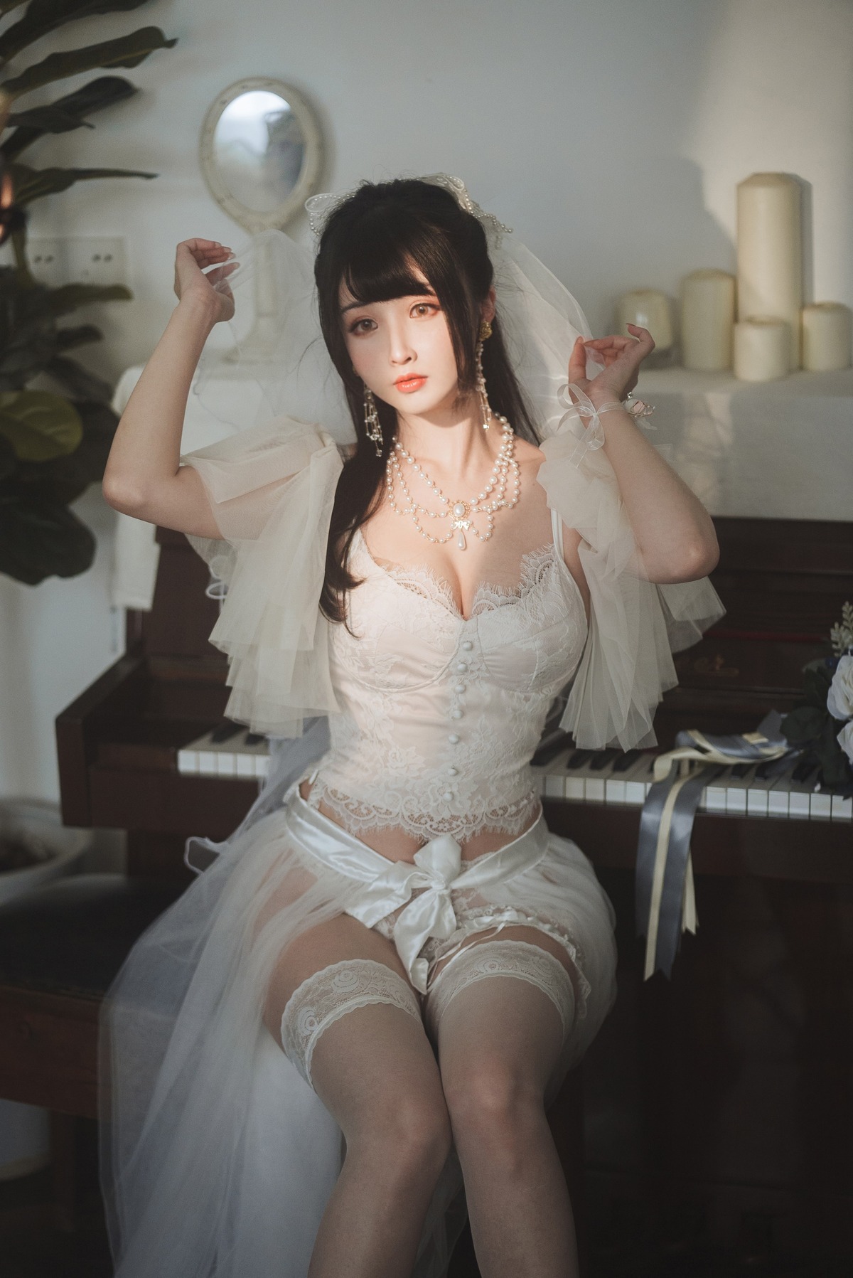 [Rioko凉凉子] 透明婚纱(7)
