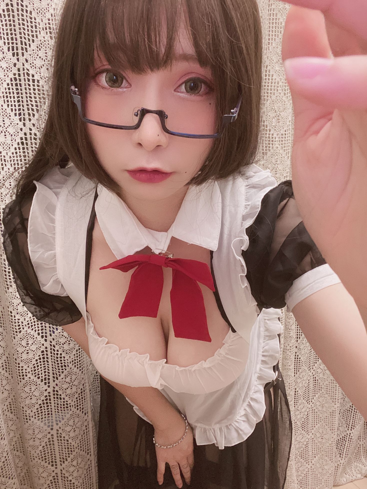 是三不是世w - NO.01 透明女仆桃 [26P-96MB](1)