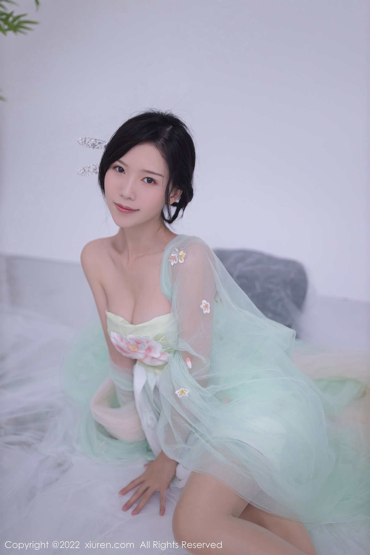 [XiuRen秀人网] No.5345 利世(4)
