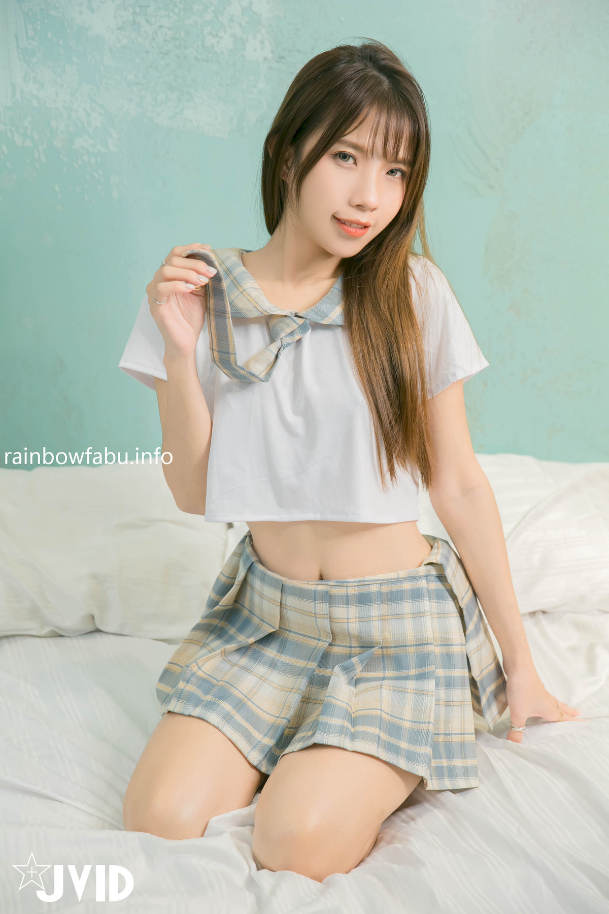 JVID精品 夏小希-离家出走的清纯女学生(2)