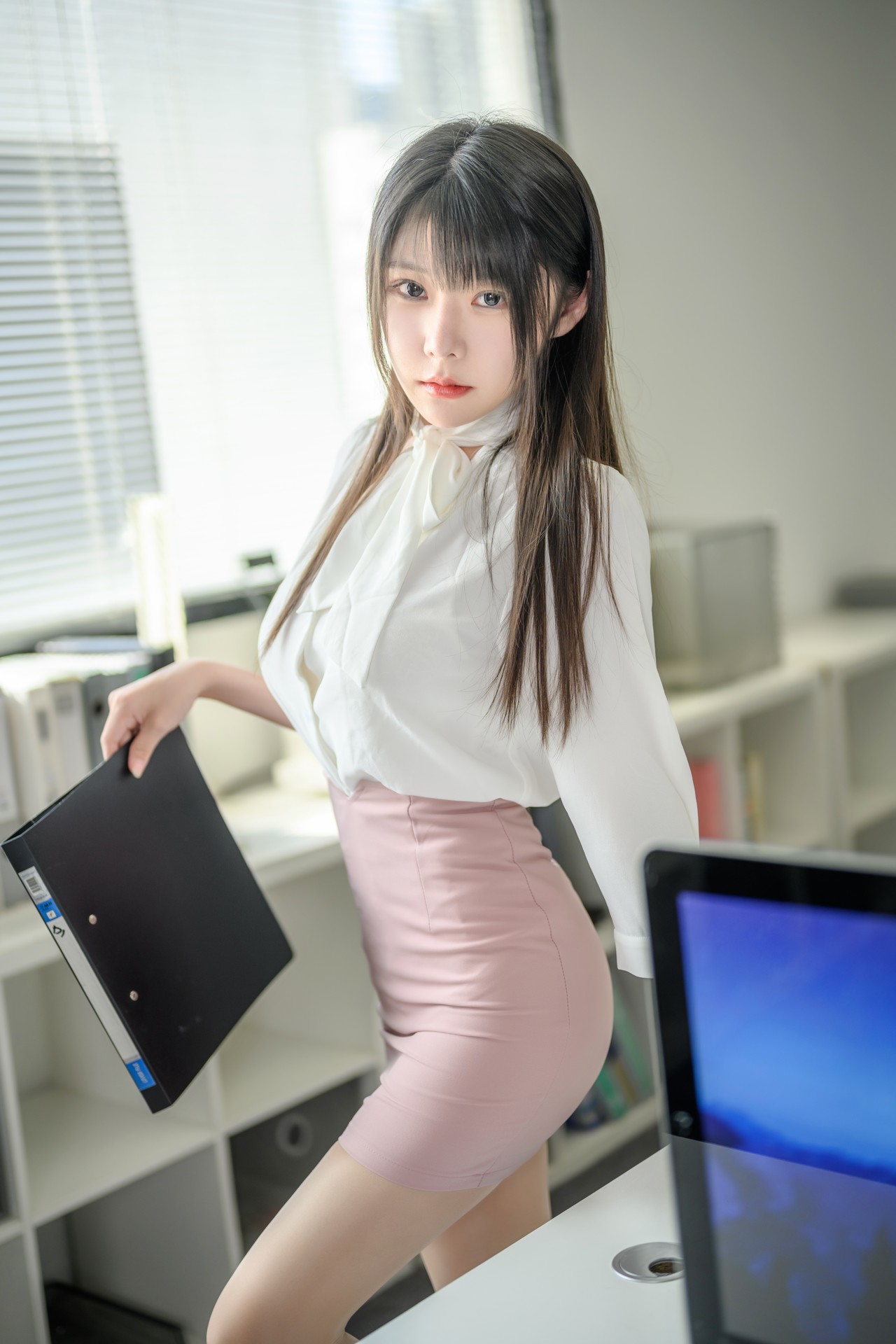 Cosplay 香草喵露露 忙露的职场 粉白裙子(2)