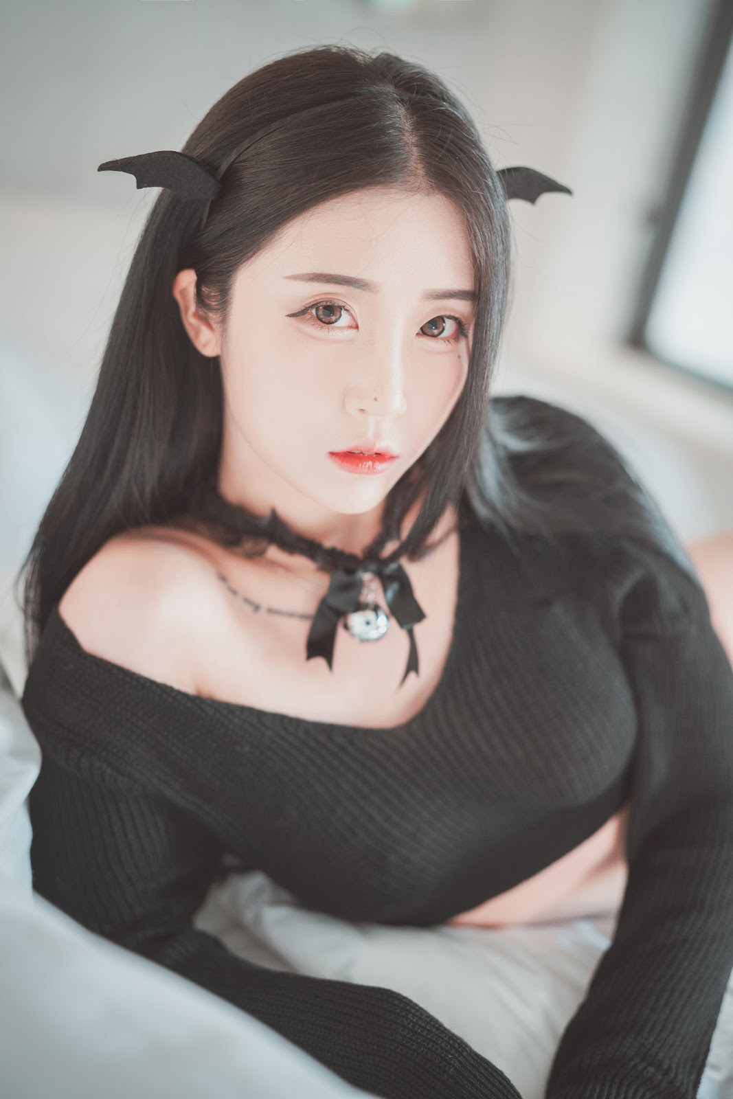 Jeong Bomi 정보미, [DJAWA] Bomistry #2 Set.02 （Girl Crush 걸크러쉬）(4)