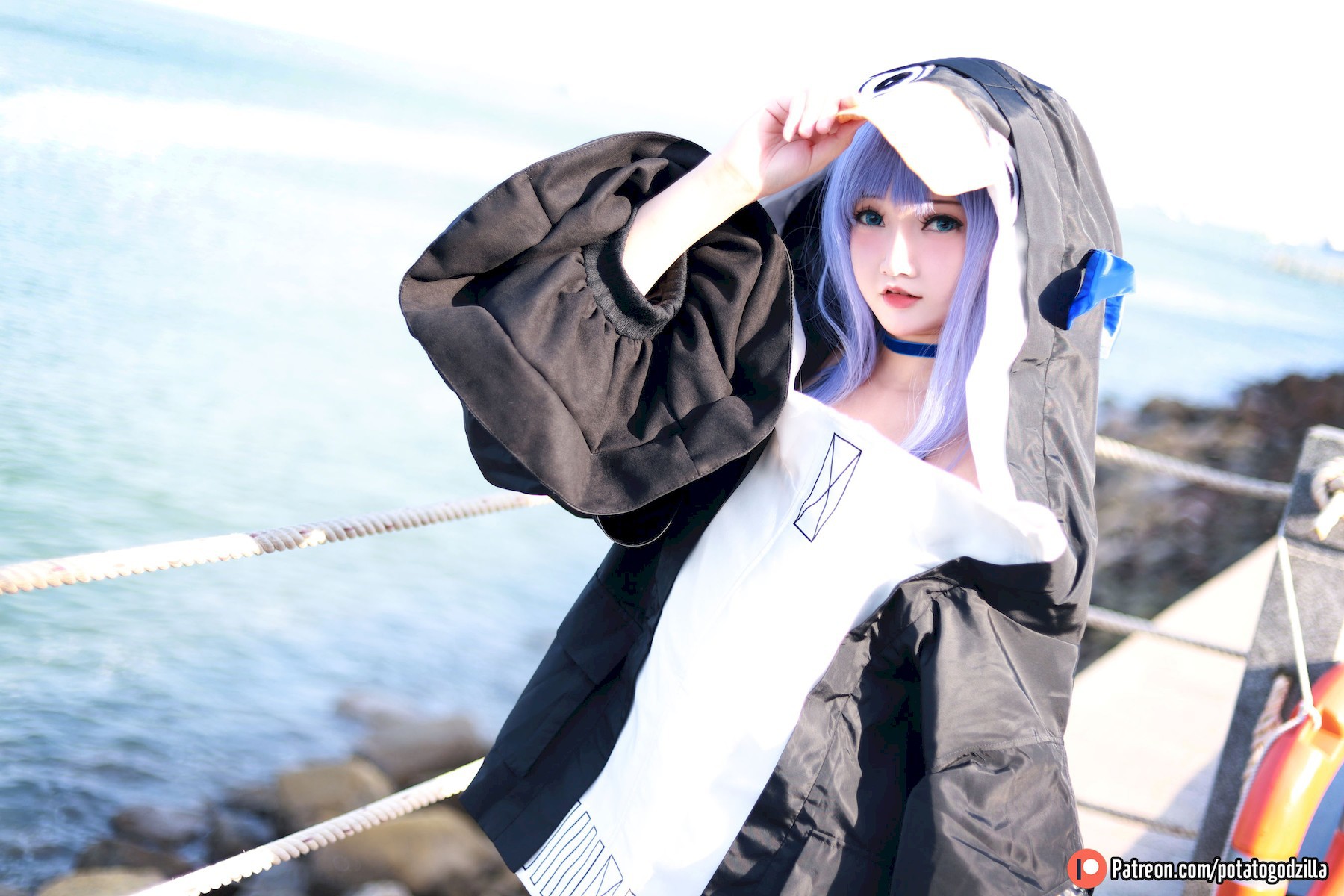 Potato Godzilla Cosplay 水着メルトリリス(1)