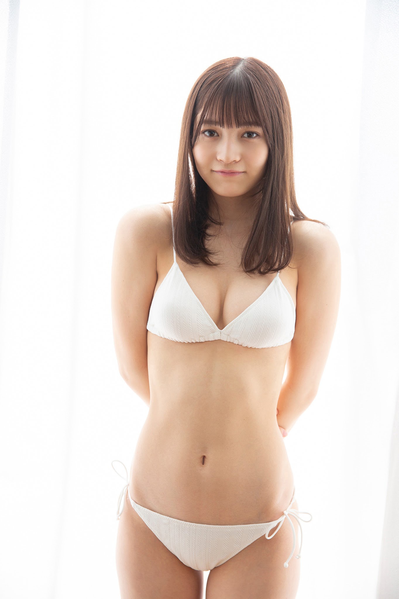 Nanako Kurosaki 黒嵜菜々子, ヤンマガWeb グラビアちゃんはバズりたい Peel the Apple(10)