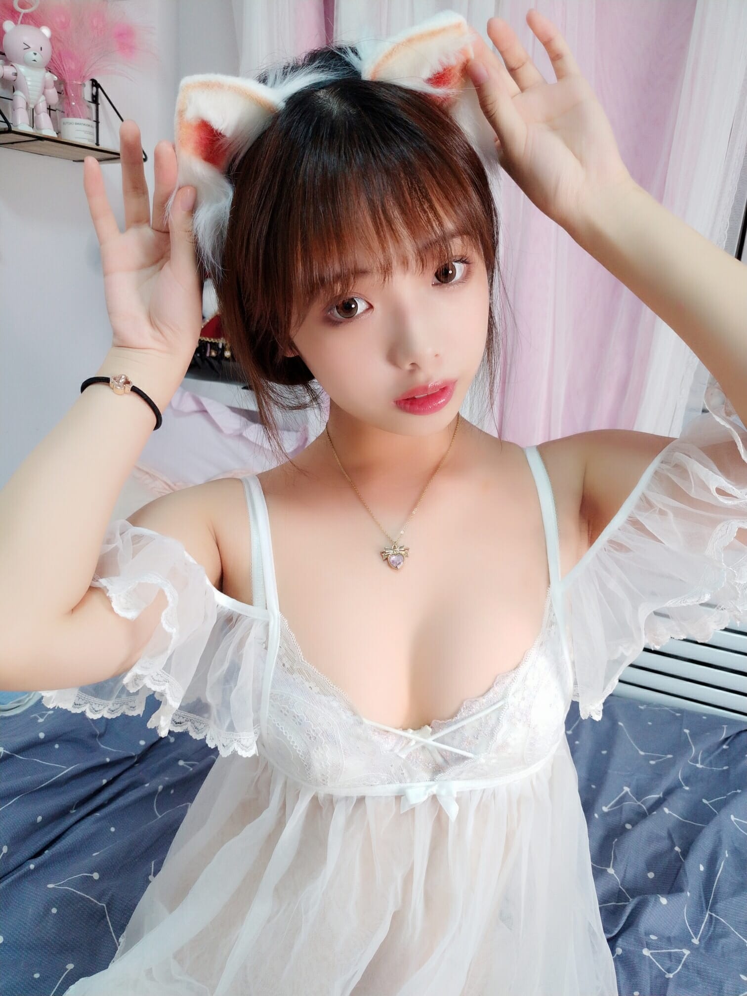 雯妹不讲道理-1号本 白猫[21P](1)