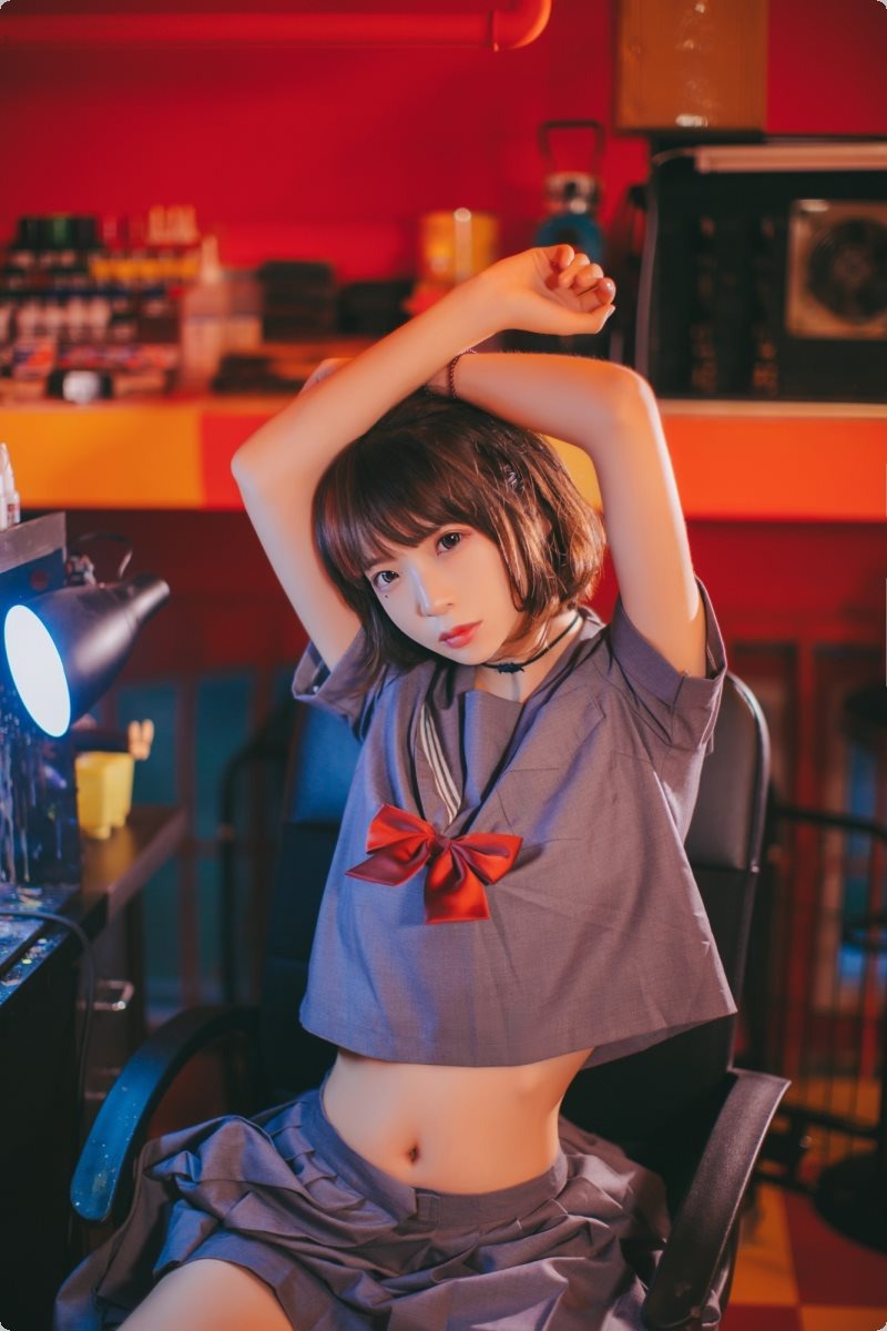 [Cos]疯猫ss- 被囚禁的少女[44P](6)