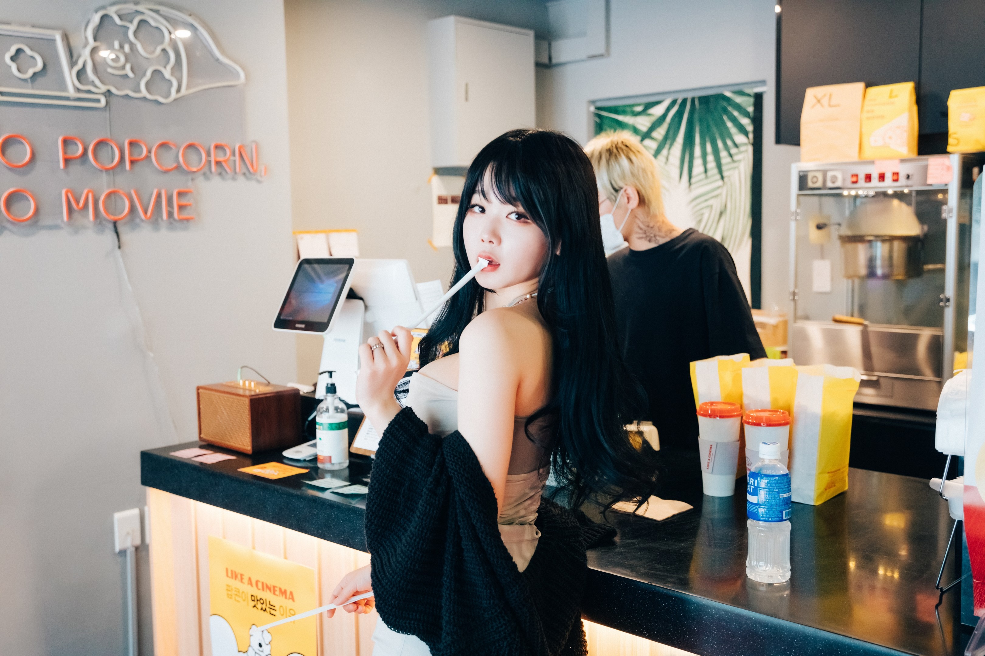 [LOOZY] Zia – xxx in the theater S.Ver(4)