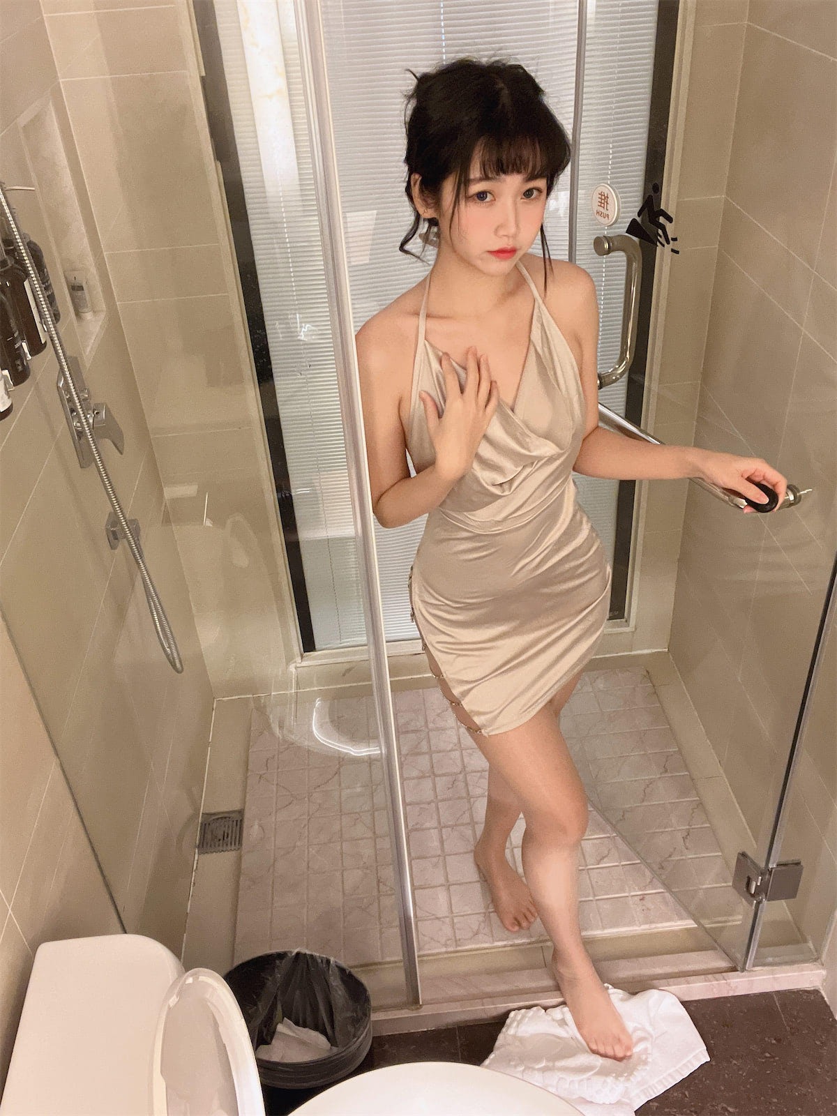 不呆猫 浴室人妻(1)