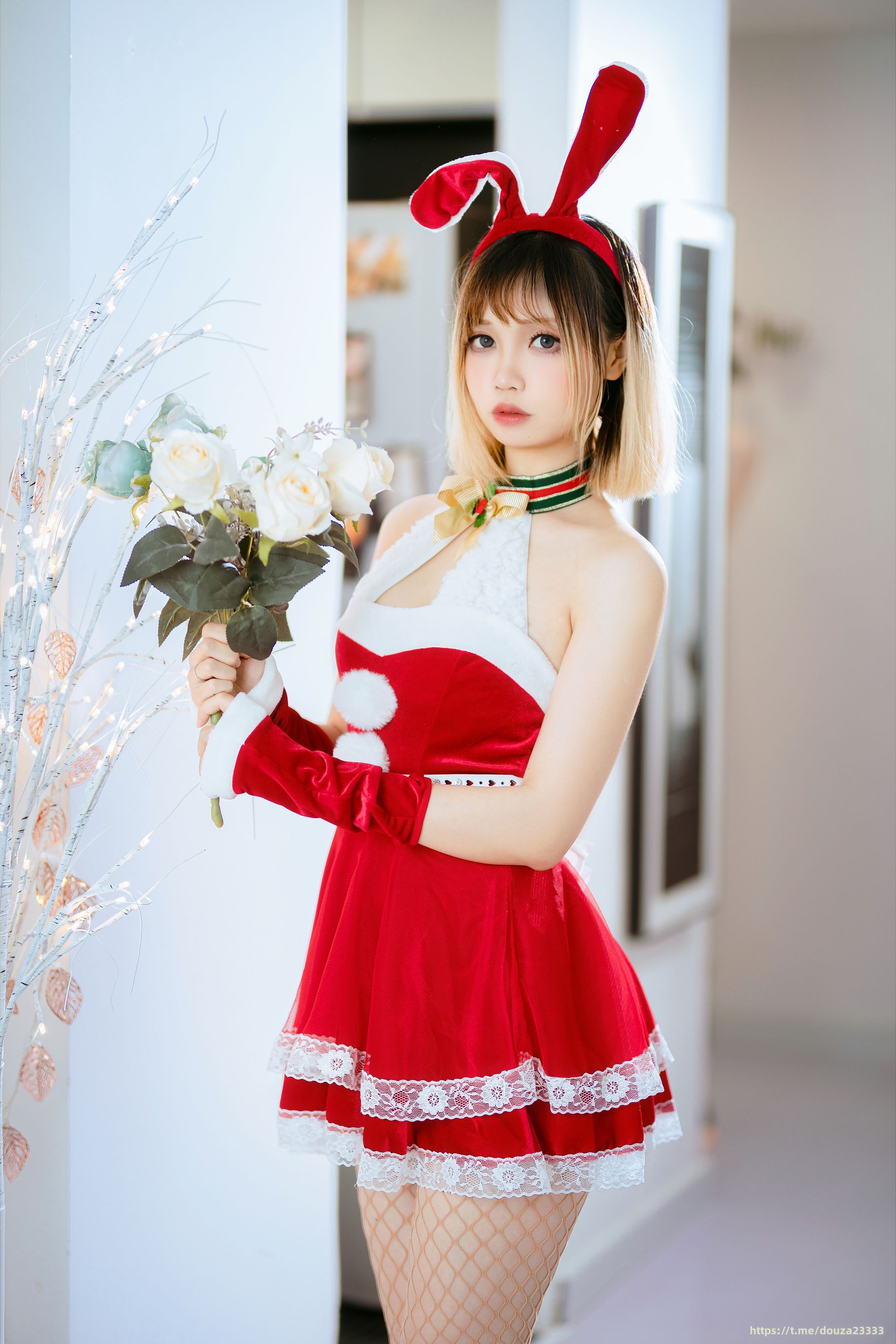 桑w伊梓 网袜丝带兔兔（12月25打赏群资源）(3)