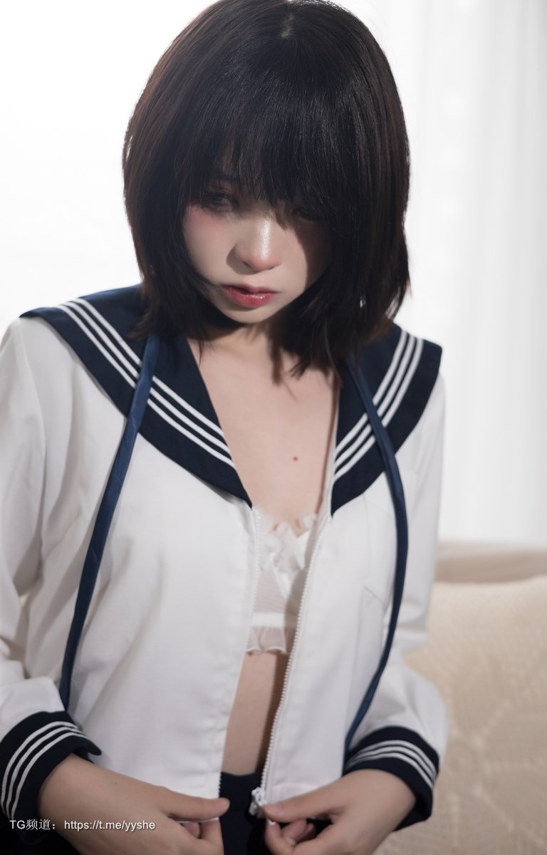 [Cos]疯猫ss - 病娇JK[40P](1)