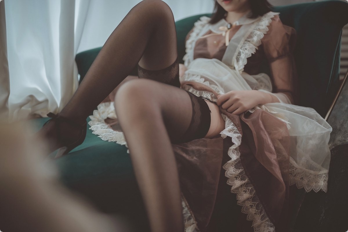 [Cos]逐月 - 透明女仆 [46P](1)