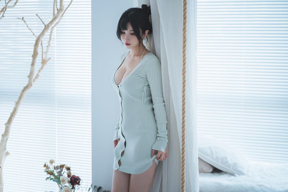 [Cos]凉凉子 - 人妻毛衣 [54P](5)