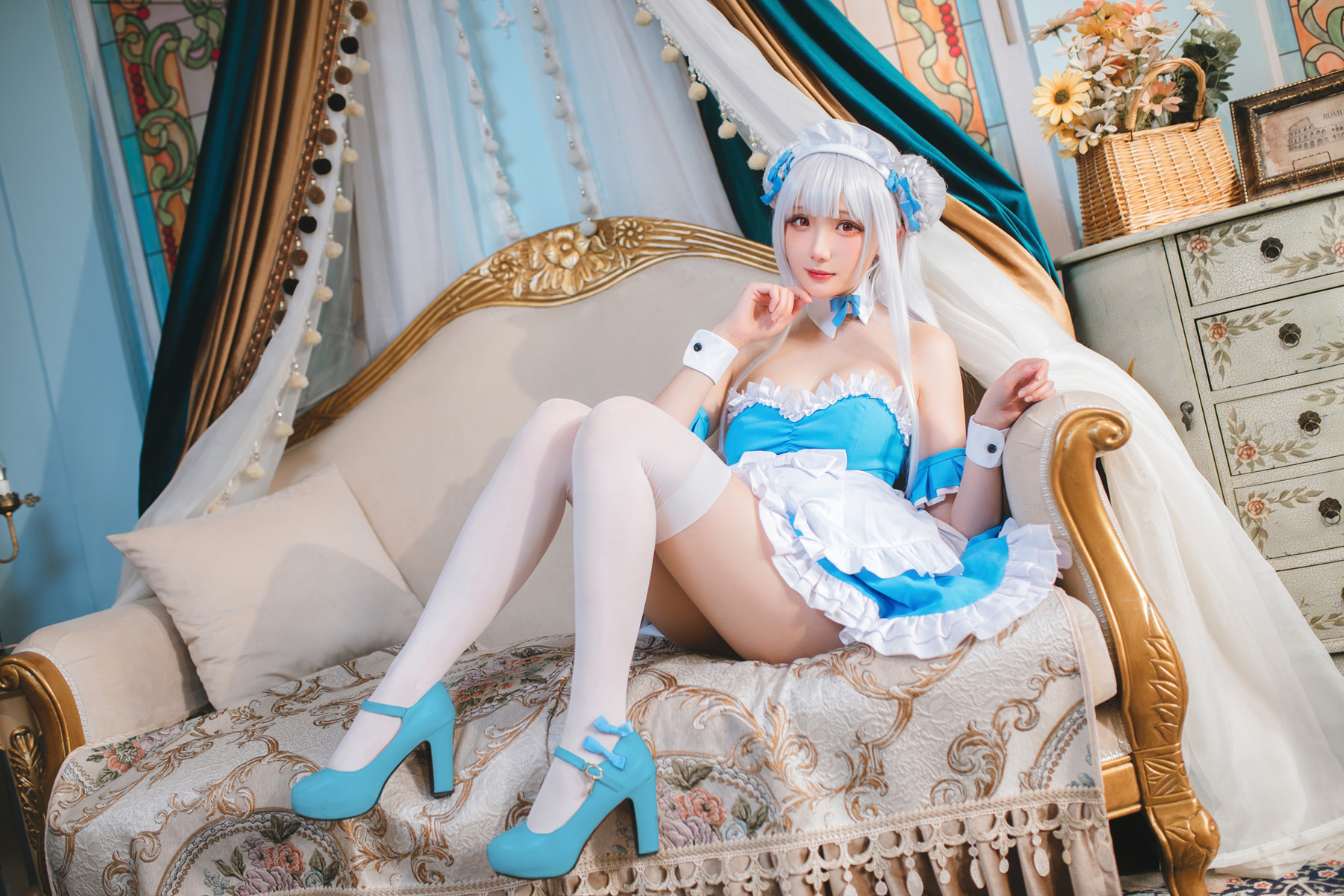 Cosplay 瓜希酱 碧蓝航线 小天鹅女仆(1)