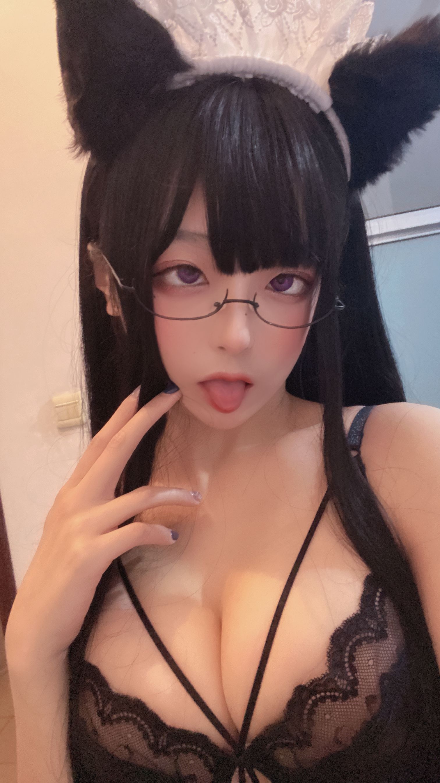 佳佳好难啊 - 透明女仆(1)