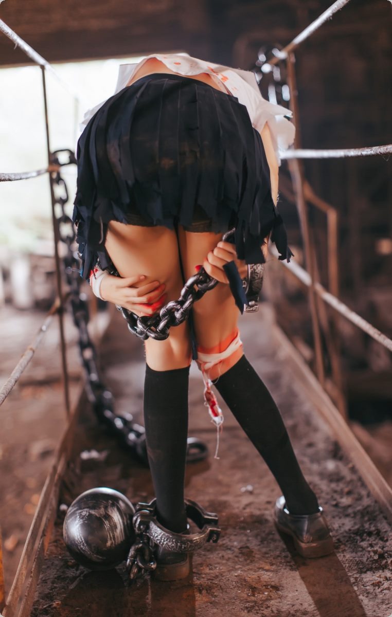 [Cos]疯猫ss- 被囚禁的少女[44P](5)