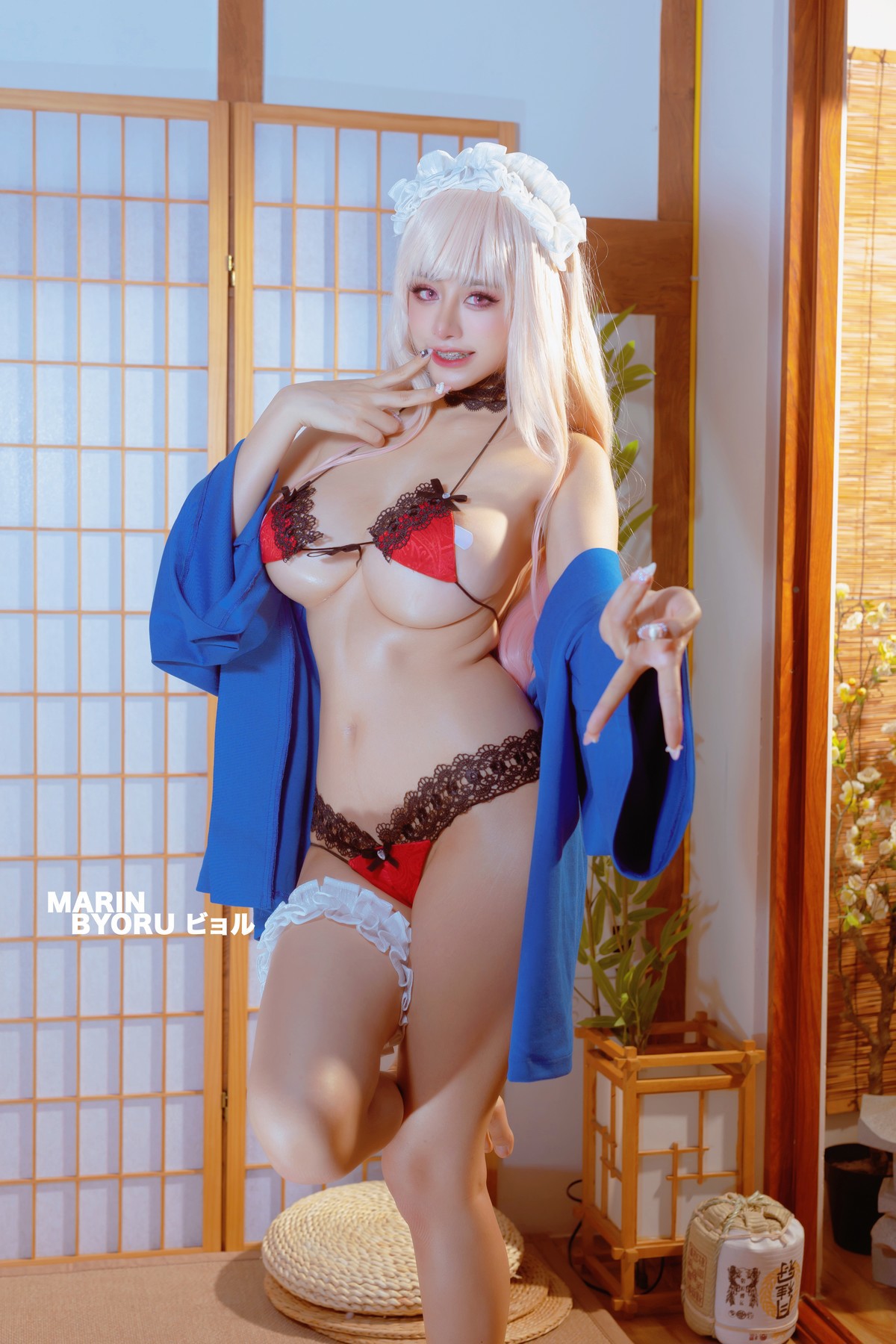 Cosplay 日本性感萝莉Byoru Marin Red Lingerie(3)