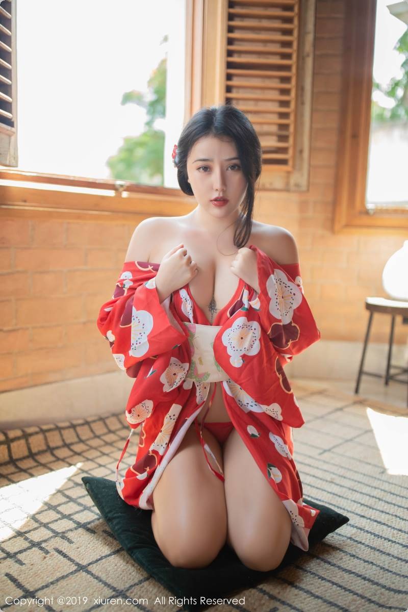 [秀人网] NO.1492 Manuela玛鲁娜 [58P](5)