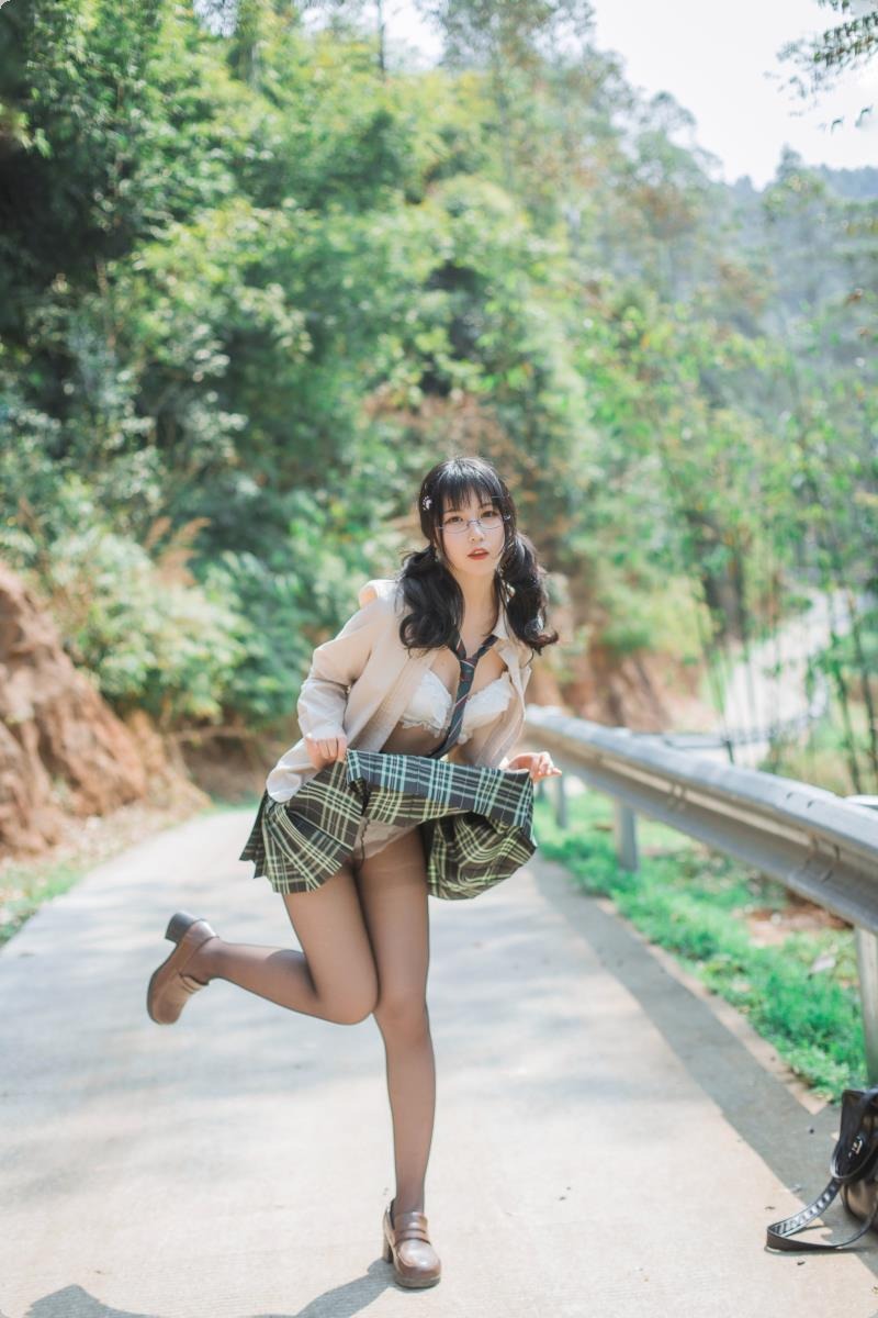 PR社-逐月 野外露出[45P](4)